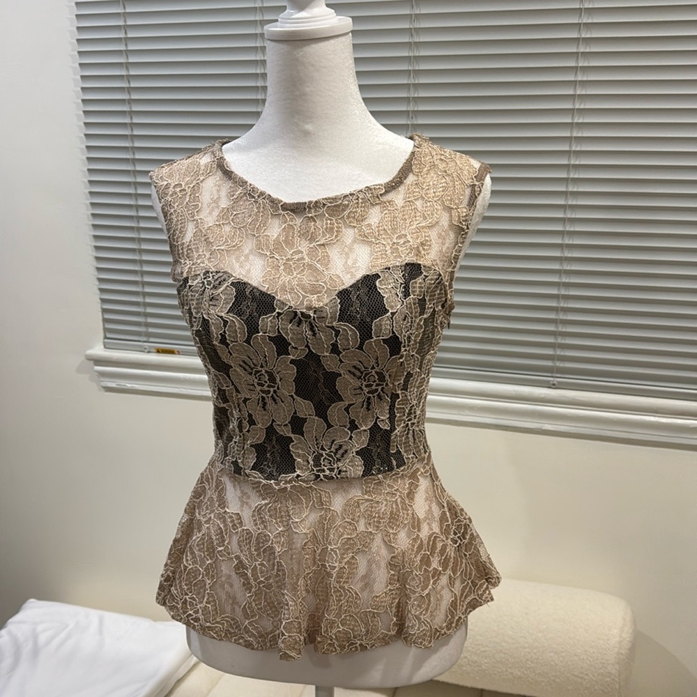 Arden B Lace Peplum Top Sz Small